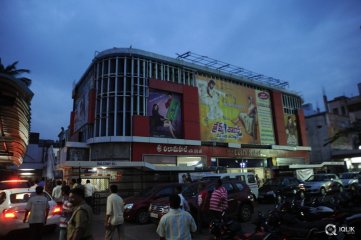 James Bond Movie Success Tour